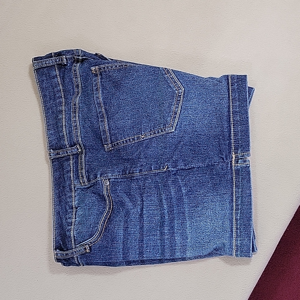 Natural Reflections comfort stretch jean shorts